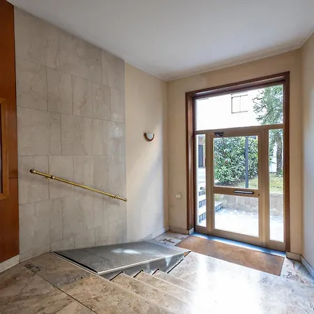 Casa Mia Casa Tua - *